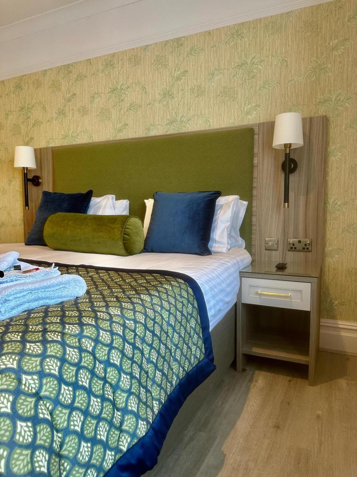 Hotel Coco Felixstowe Kültér fotó